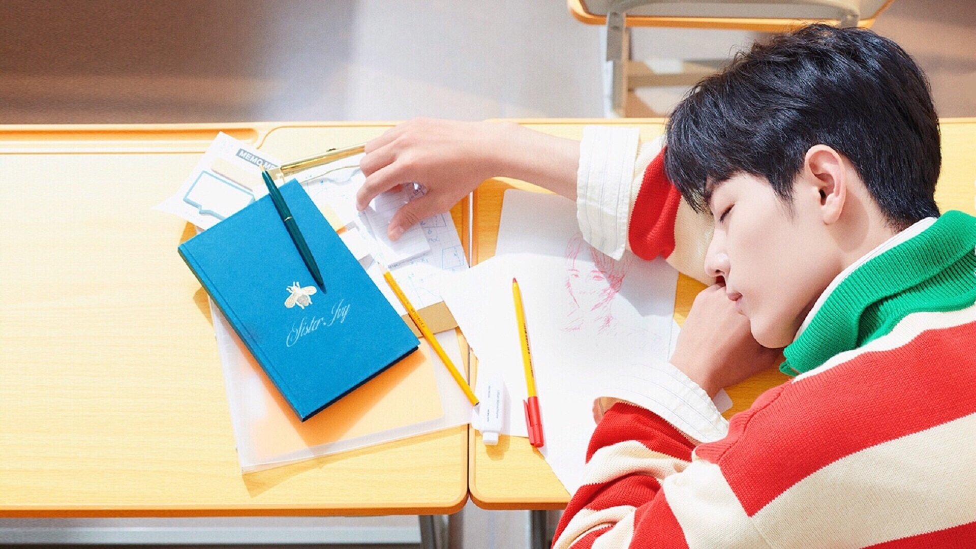 -切尔西俱乐部主场战胜热刺队，保持不败记录，切尔西大胜热刺